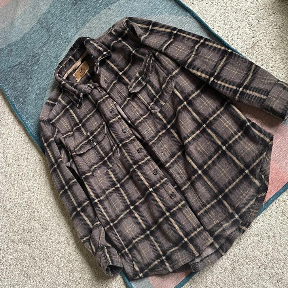 Outdoor Life Plaid Fleece Shirt Jacket in Black and Tan